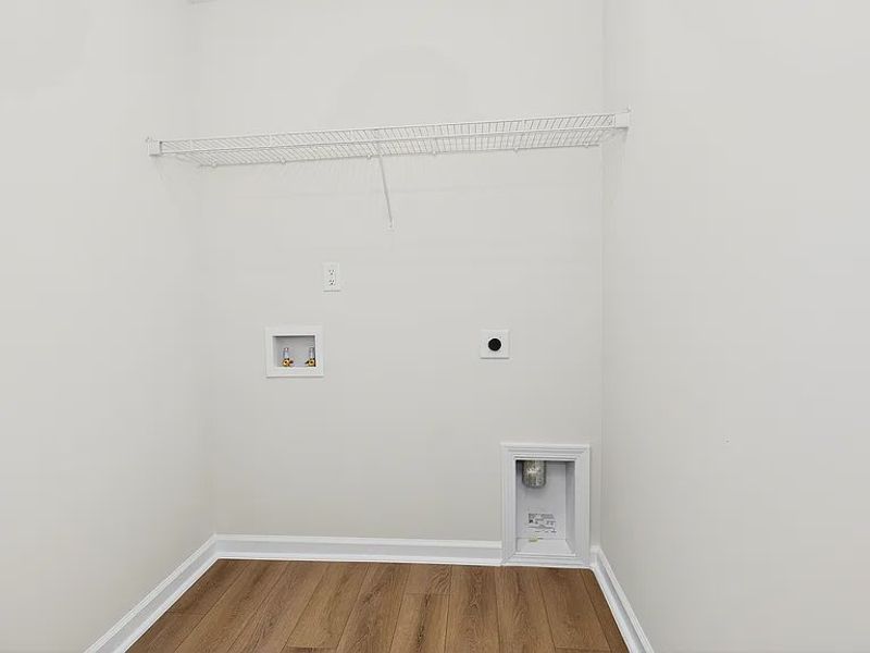 Spacious, unfurnished interior of a new home in Portrait Hills, Aiken (Image 9).