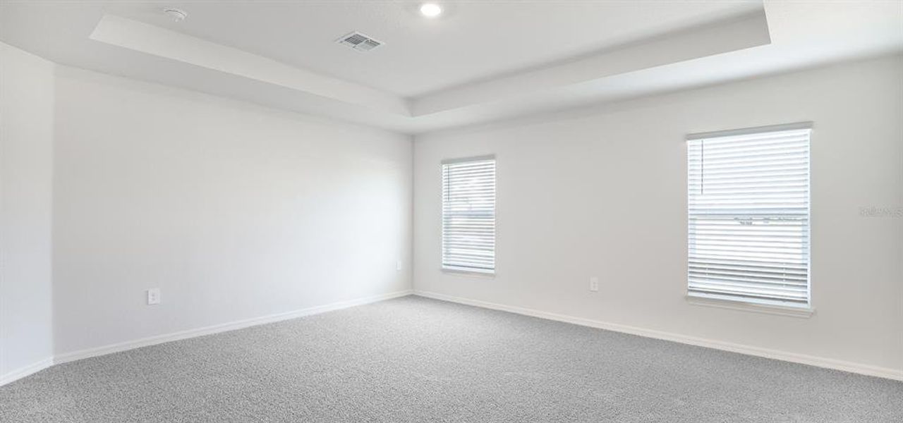 Spacious, unfurnished interior of a new home in Summerlake Estates, Auburndale (Image 9).