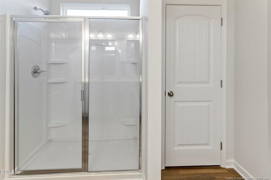 Walk-in Shower Walk-in Shower