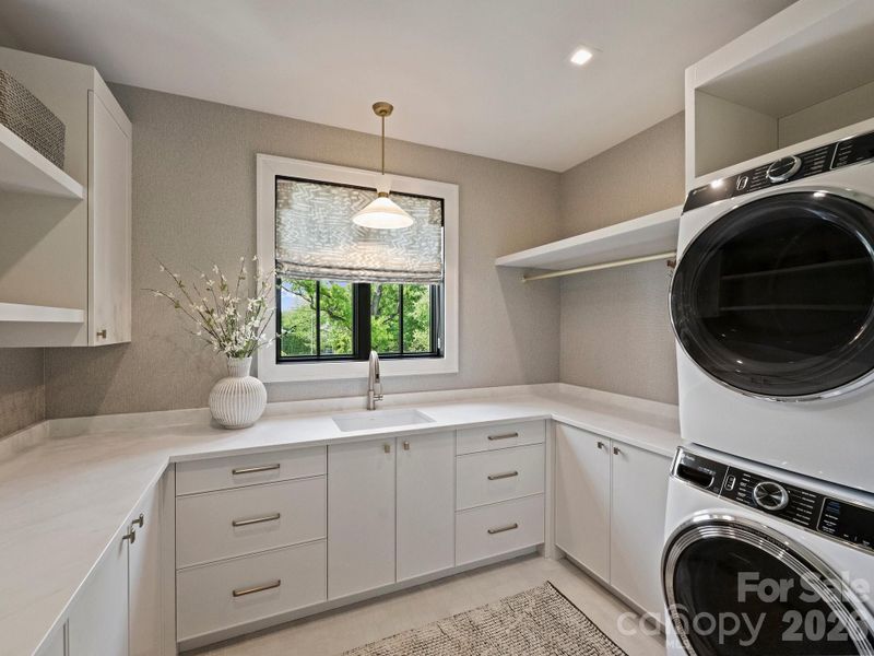 Upper level laundry room