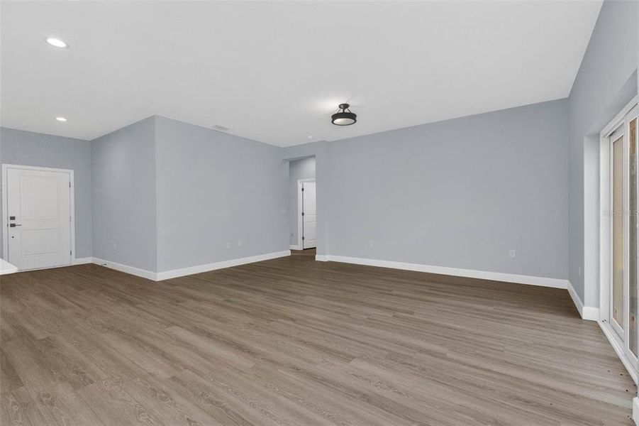 Spacious, unfurnished interior of a new home in , Port Charlotte (Image 38). Spacious, unfurnished interior of a new home in , Port Charlotte (Image 38).