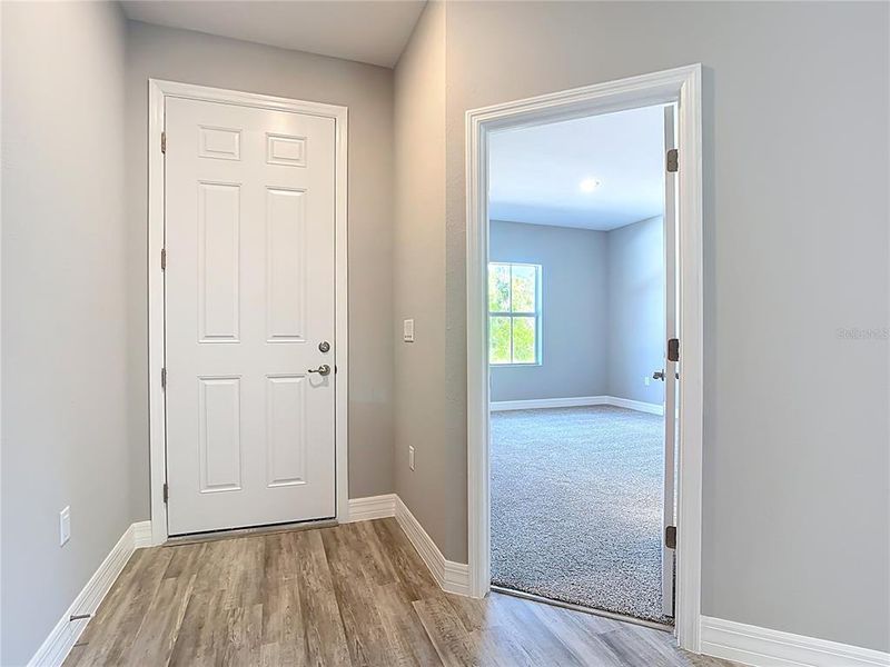 Spacious, unfurnished interior of a new home in , North Port (Image 14).