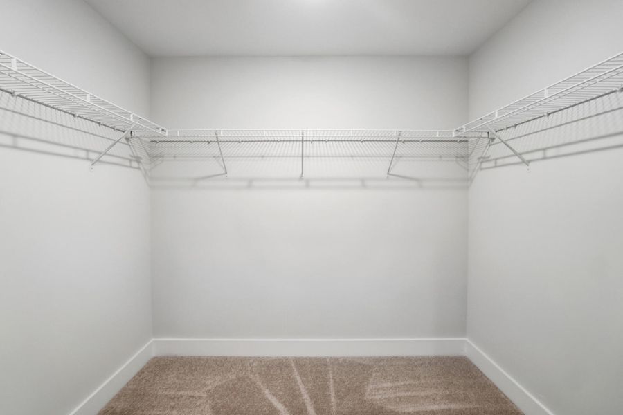 Spacious, unfurnished interior of a new home in Blythe Mill Townhomes, Waxhaw (Image 26).