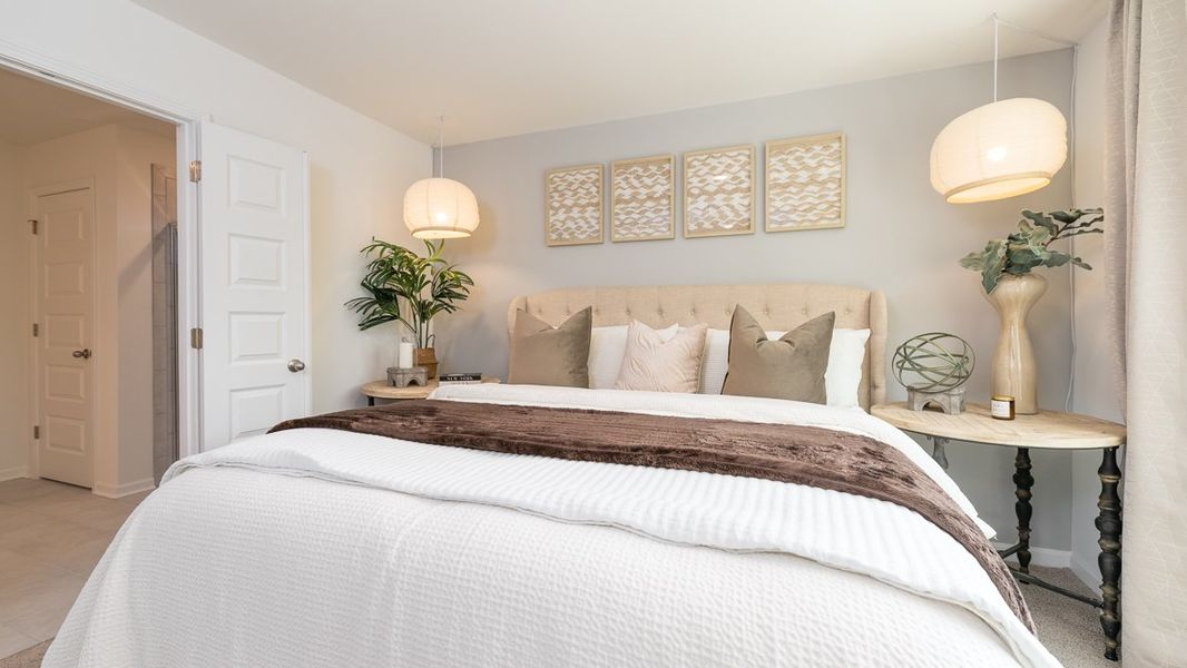 Representative furnished interior of a home built from the Knollwood by D.R. Horton in Benteen Reserve, Atlanta (Image 28).