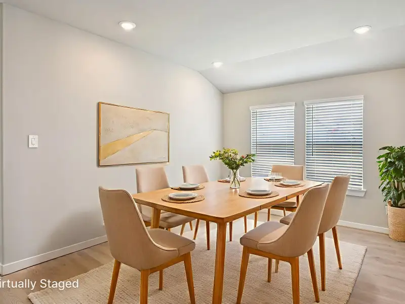 Furnished interior view inside a new home in Stewart's Ranch, Conroe (Image 7).