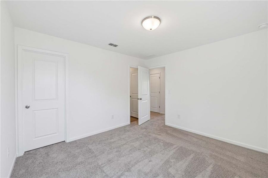 Spacious, unfurnished interior of a new home in The Estates at Casteel, Bethlehem (Image 32).