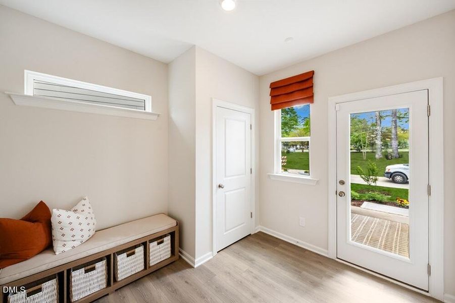 hj-nc-raleigh-silverstone-charleston-127