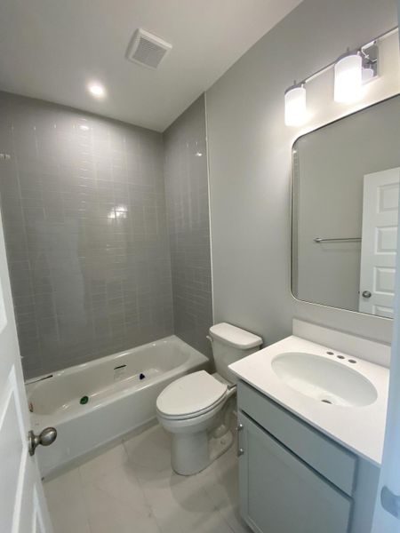 Furnished interior view inside a new home in Waterloo Estates, Johns Island (Image 10).