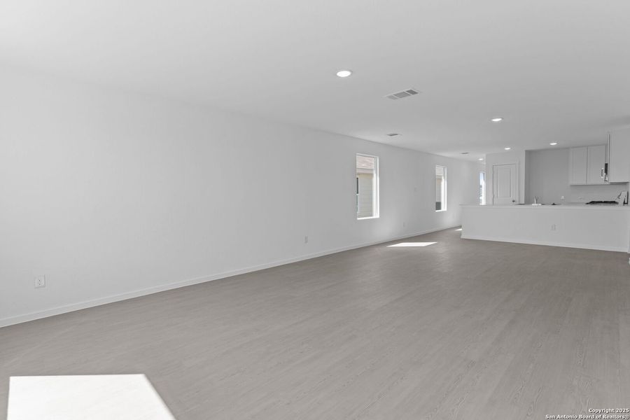 Spacious, unfurnished interior of a new home in , New Braunfels (Image 15). Spacious, unfurnished interior of a new home in , New Braunfels (Image 15).