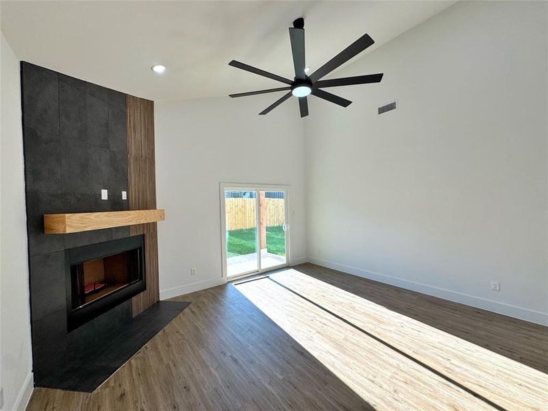 Spacious, unfurnished interior of a new home in , Greenville (Image 20).
