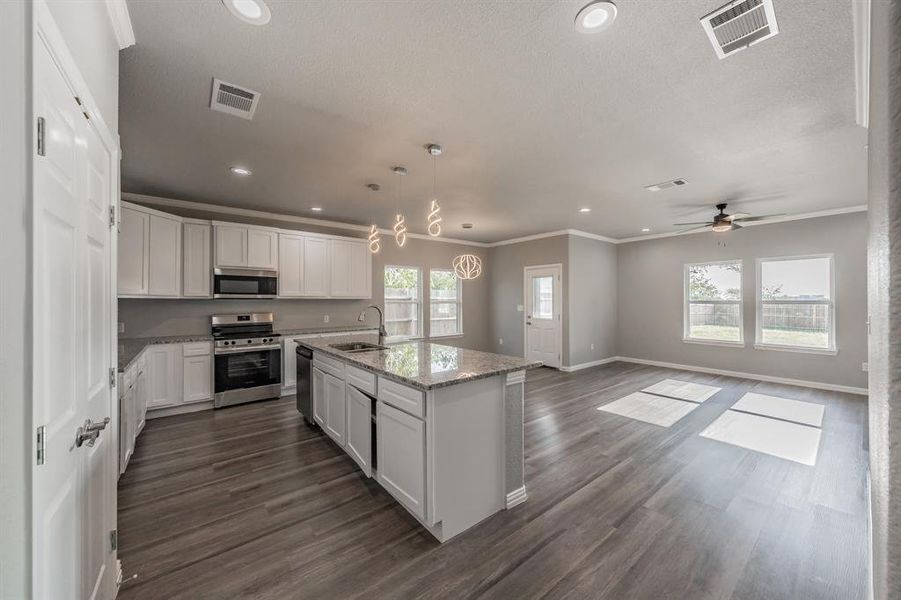 Furnished interior view inside a new home in , Fort Worth (Image 9).