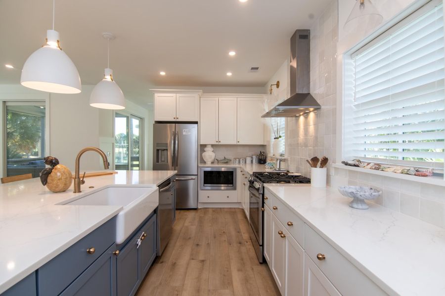 Furnished interior view inside a new home in , Edisto Island (Image 5).