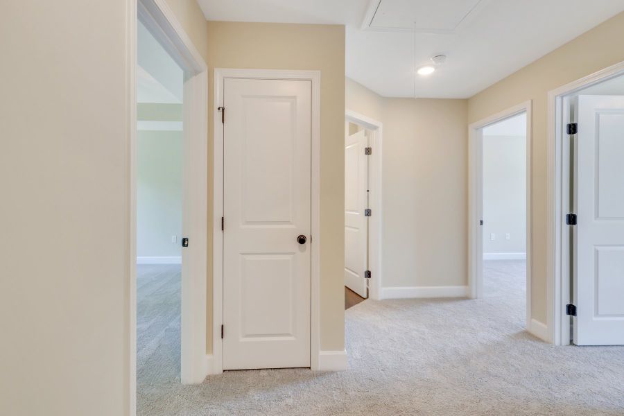 Daufuskie Second Floor Hallway