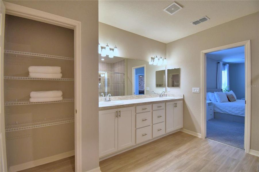 Furnished interior view inside a new home in , Lake Wales (Image 55). Furnished interior view inside a new home in , Lake Wales (Image 55).