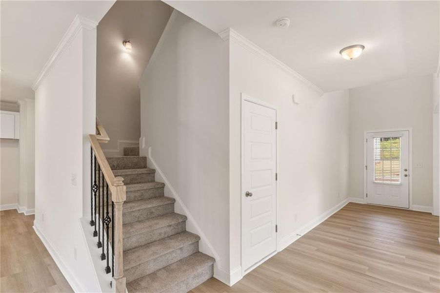 Spacious, unfurnished interior of a new home in Hellen Valley, Braselton (Image 17).