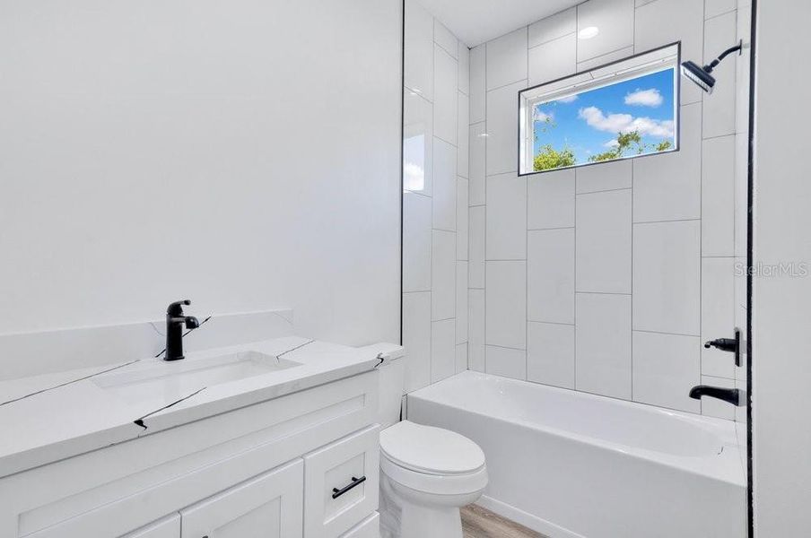 Furnished interior view inside a new home in , Eustis (Image 9).