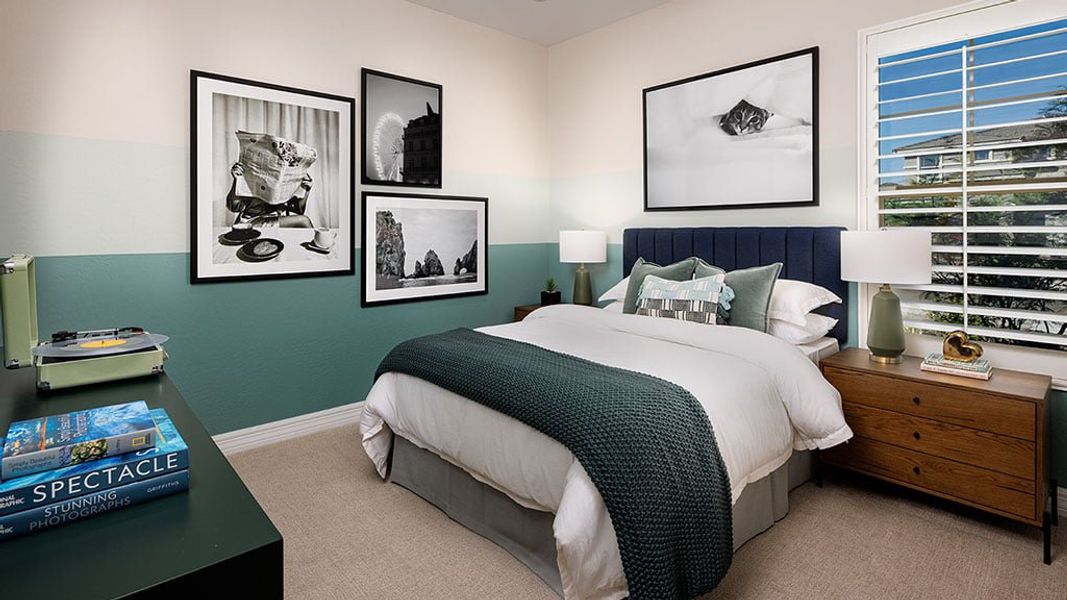 Representative furnished interior of a home built from the Everglade by Taylor Morrison in Saddleback, Peoria (Image 15).
