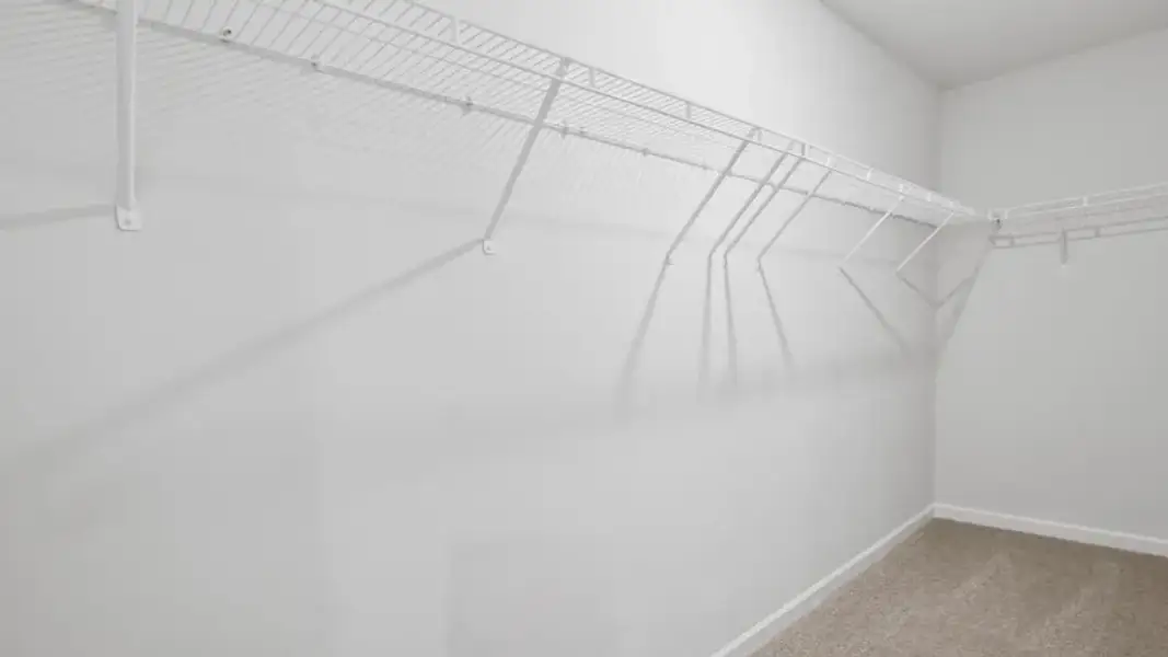 Spacious, unfurnished interior of a new home in Hughes Court, Dawsonville (Image 15).