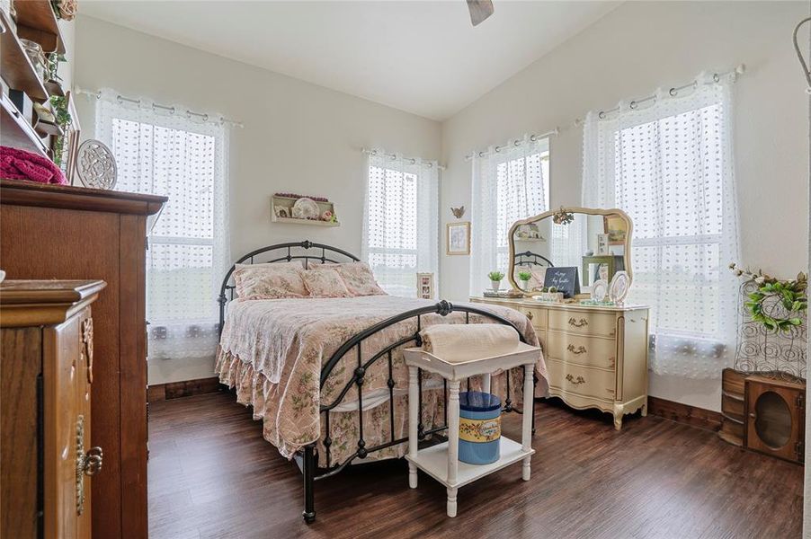 Furnished interior view inside a new home in , Tolar (Image 25).