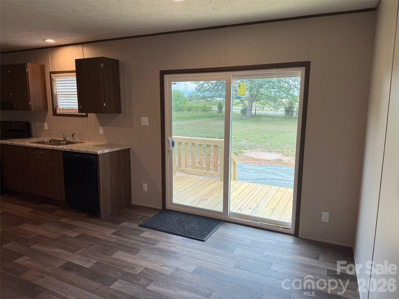 Spacious, unfurnished interior of a new home in , Shelby (Image 7).
