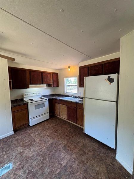 Furnished interior view inside a new home in , Azle (Image 5).