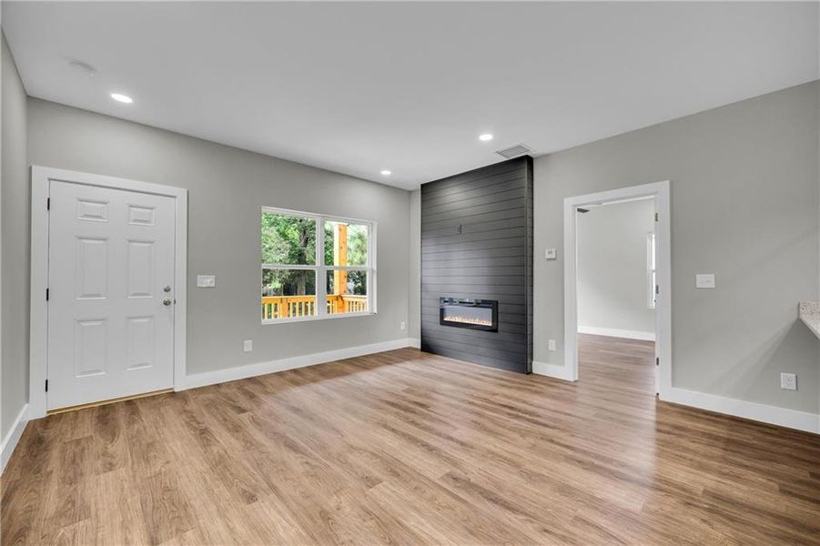 Spacious, unfurnished interior of a new home in , Athens (Image 18). Spacious, unfurnished interior of a new home in , Athens (Image 18).
