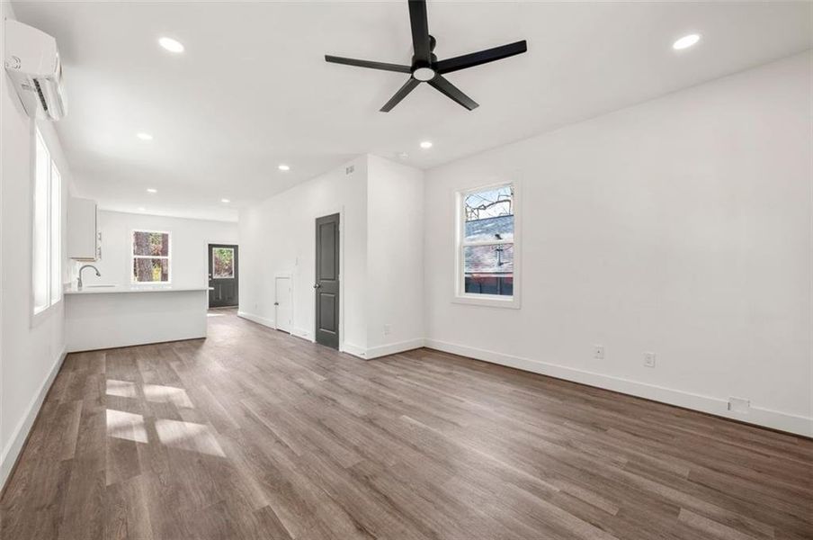 Spacious, unfurnished interior of a new home in , Atlanta (Image 6). Spacious, unfurnished interior of a new home in , Atlanta (Image 6).