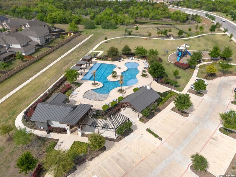 Community amenities in Kallison Ranch, San Antonio (Image 40).