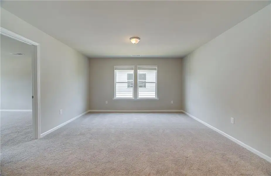 Spacious, unfurnished interior of a new home in Cooper Park, McDonough (Image 24).