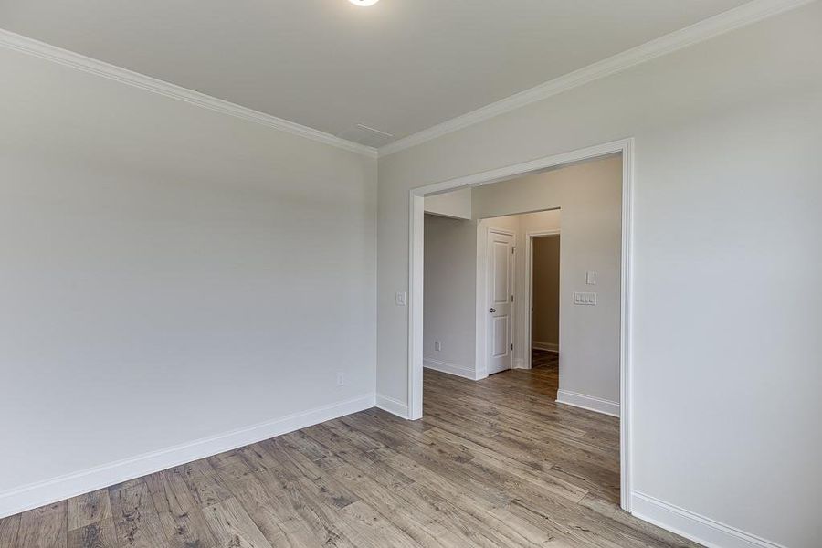 Spacious, unfurnished interior of a new home in , Jefferson (Image 21).