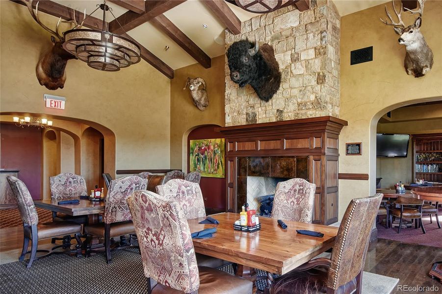 Community amenities in , Parker (Image 18).