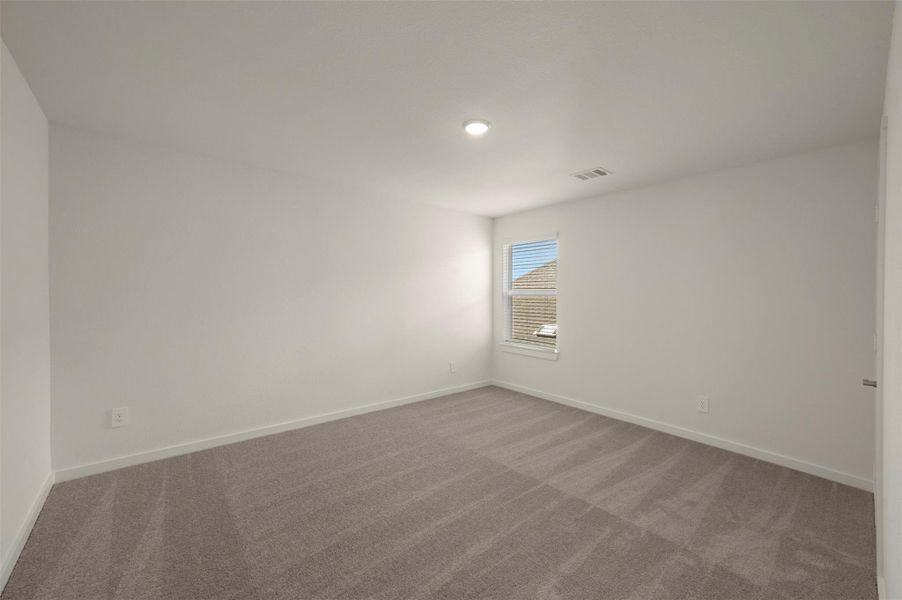 Spacious, unfurnished interior of a new home in Wildrye, Waller (Image 19).