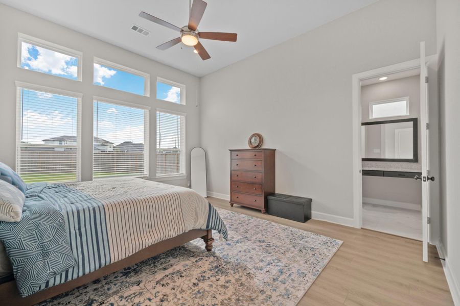 Furnished interior view inside a new home in , Missouri City (Image 17). Furnished interior view inside a new home in , Missouri City (Image 17).