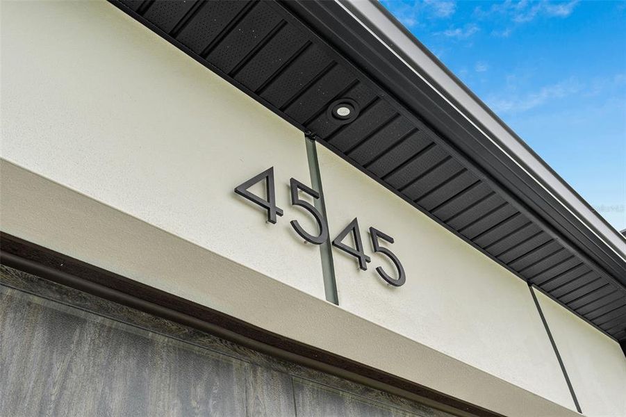 Image 37 of a home in .