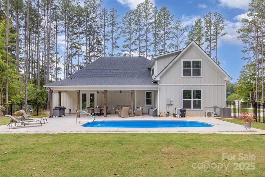 Image 40 of a home in . Image 40 of a home in .