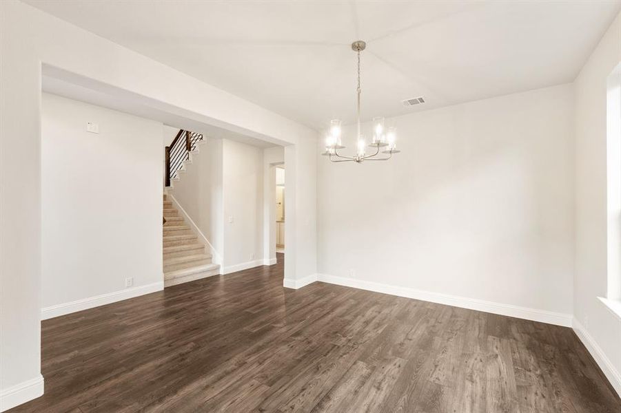 Spacious, unfurnished interior of a new home in Addison Hills, Cedar Hill (Image 34).