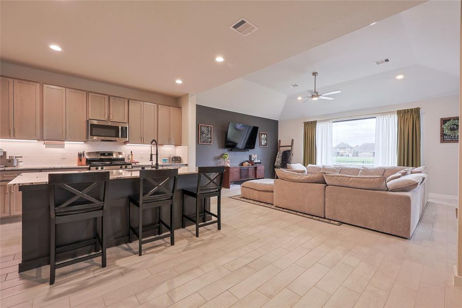 Furnished interior view inside a new home in Telge Ranch, Cypress (Image 23).