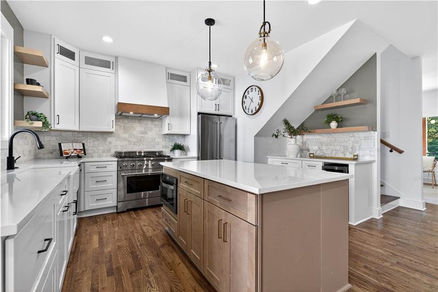 Furnished interior view inside a new home in , Atlanta (Image 10).