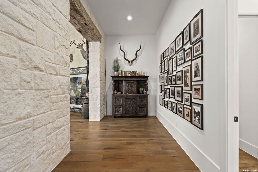 Furnished interior view inside a new home in , Boerne (Image 48).