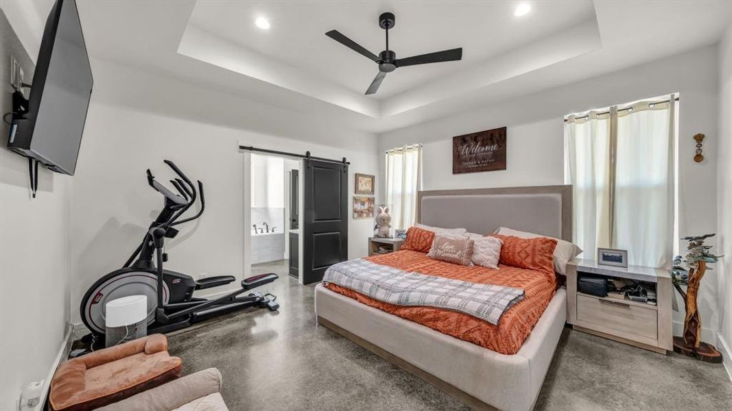 Furnished interior view inside a new home in , Mineral Wells (Image 4).