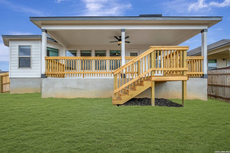 Exterior details and patio area of a home in Greenspoint Heights, Seguin (Image 25).