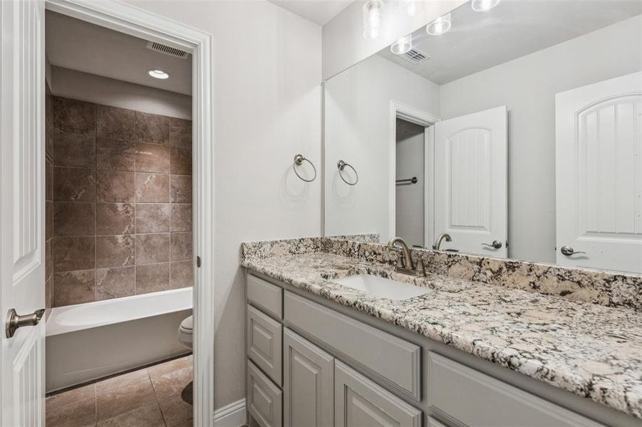 Furnished interior view inside a new home in Lake Shore Village, Rowlett (Image 10).