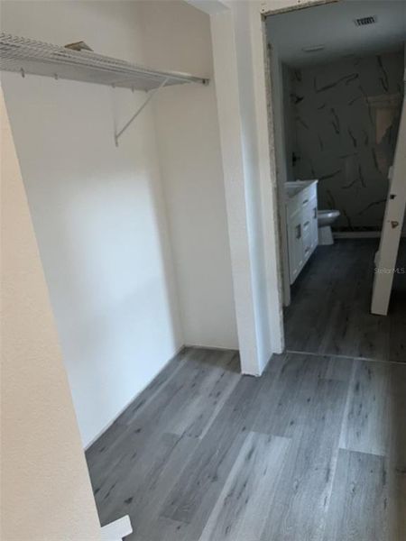 Spacious, unfurnished interior of a new home in , Ocklawaha (Image 14).