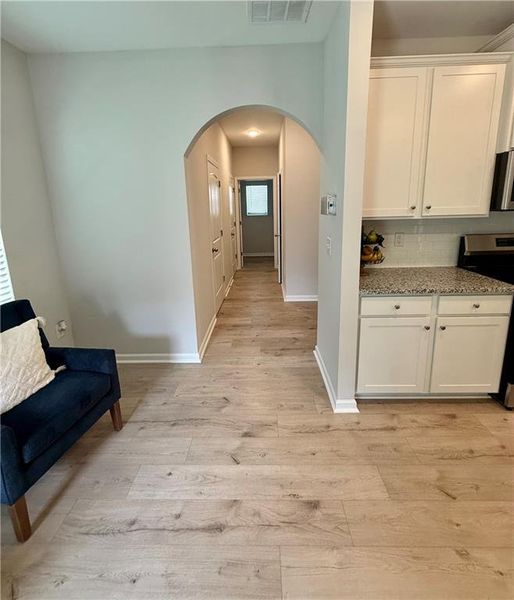 Spacious, unfurnished interior of a new home in , Villa Rica (Image 16). Spacious, unfurnished interior of a new home in , Villa Rica (Image 16).