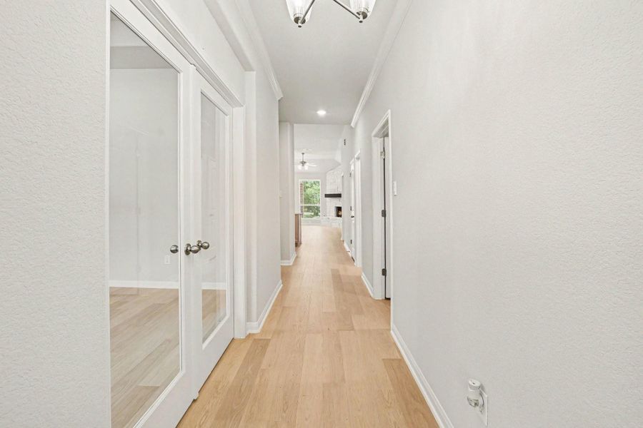 Spacious, unfurnished interior of a new home in , Bay City (Image 17).