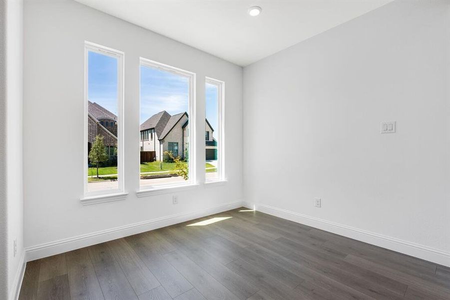 Spacious, unfurnished interior of a new home in North Sky Celina, Celina (Image 18). Spacious, unfurnished interior of a new home in North Sky Celina, Celina (Image 18).