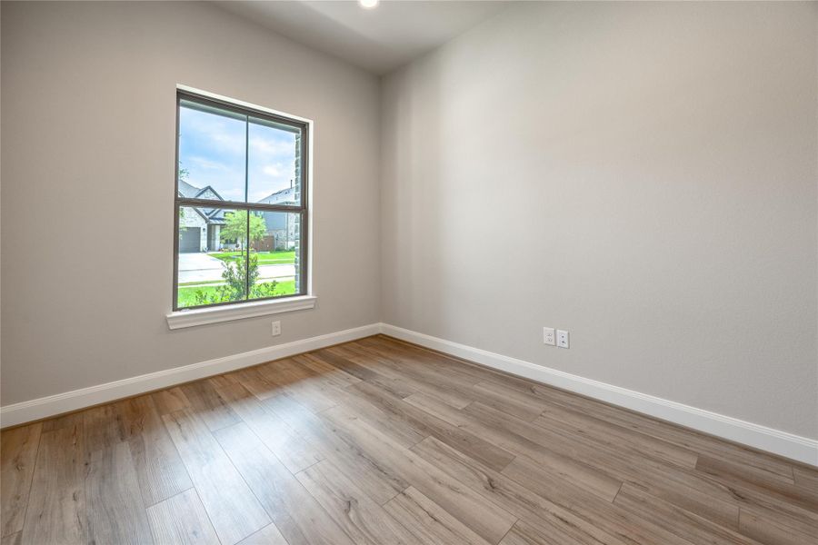 Spacious, unfurnished interior of a new home in Sunterra, Katy (Image 12). Spacious, unfurnished interior of a new home in Sunterra, Katy (Image 12).