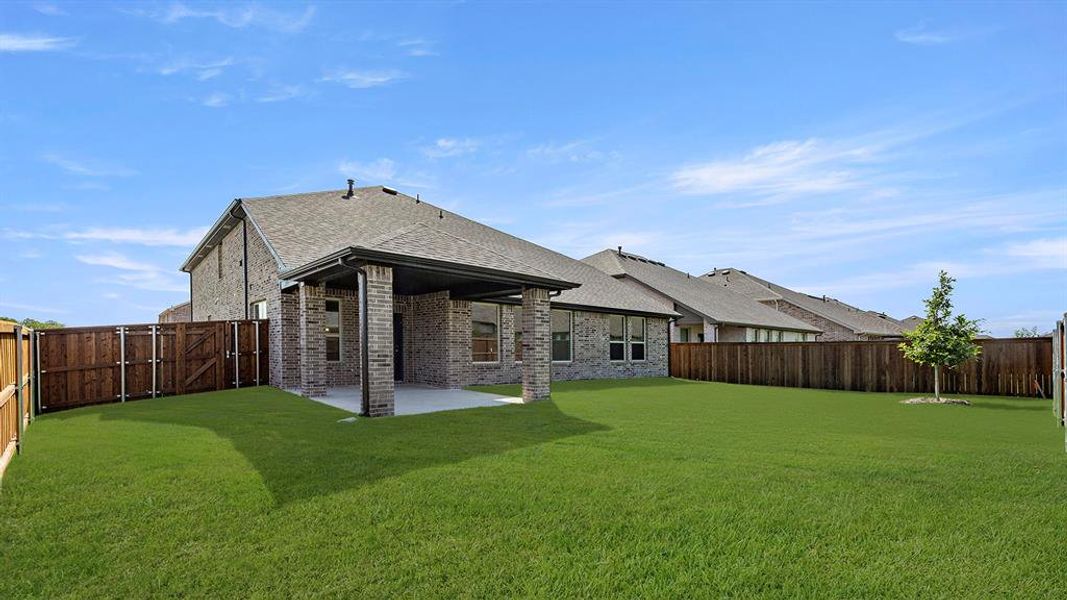 27. 1336 Burgess - Back (2) 27. 1336 Burgess - Back (2)