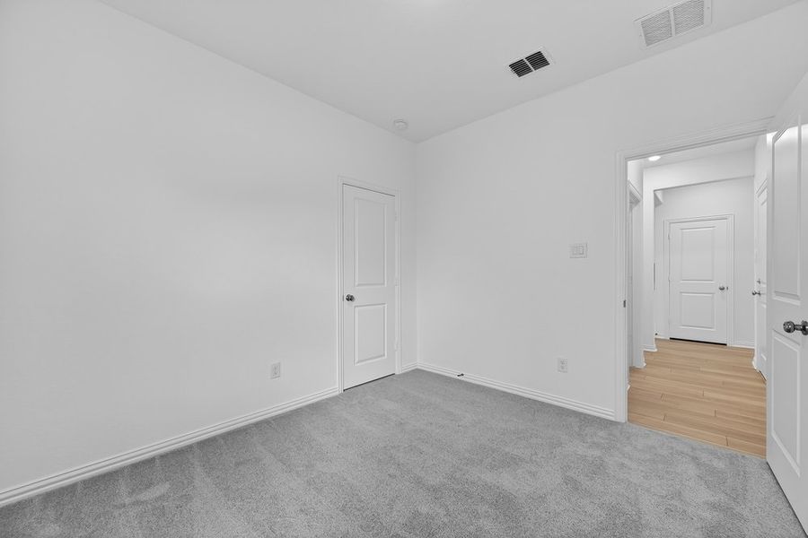 Spacious, unfurnished interior of a new home in River Ridge, Crandall (Image 23).