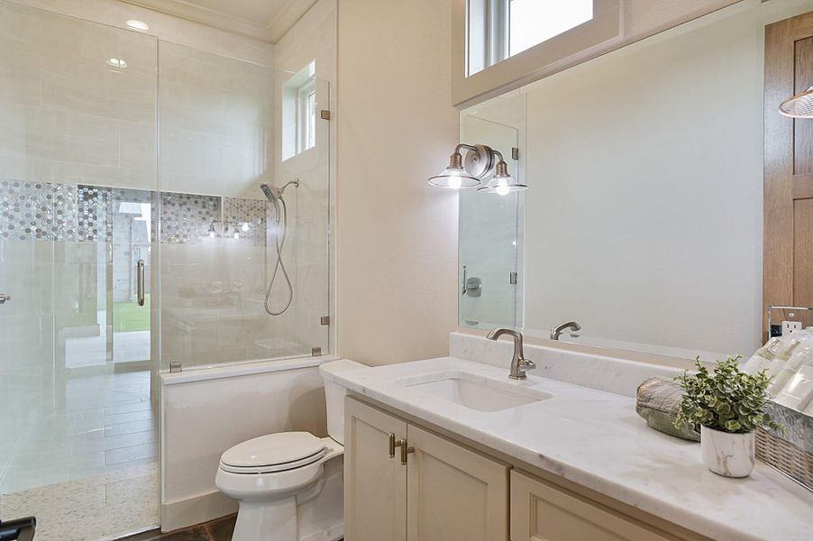 Attached bathroom in Gameroom